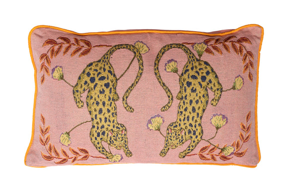 To leoparder pude i pink fra AU Maison