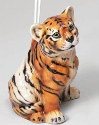 Tiger toiletbørsteholder porcelænsfigur fra Selected by dims studio originalbillede