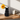 Lucky katte vase fra Quail – stillet op som blikfang i hjemmet